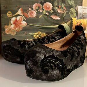 Jeffery Campbell Platform Velvet